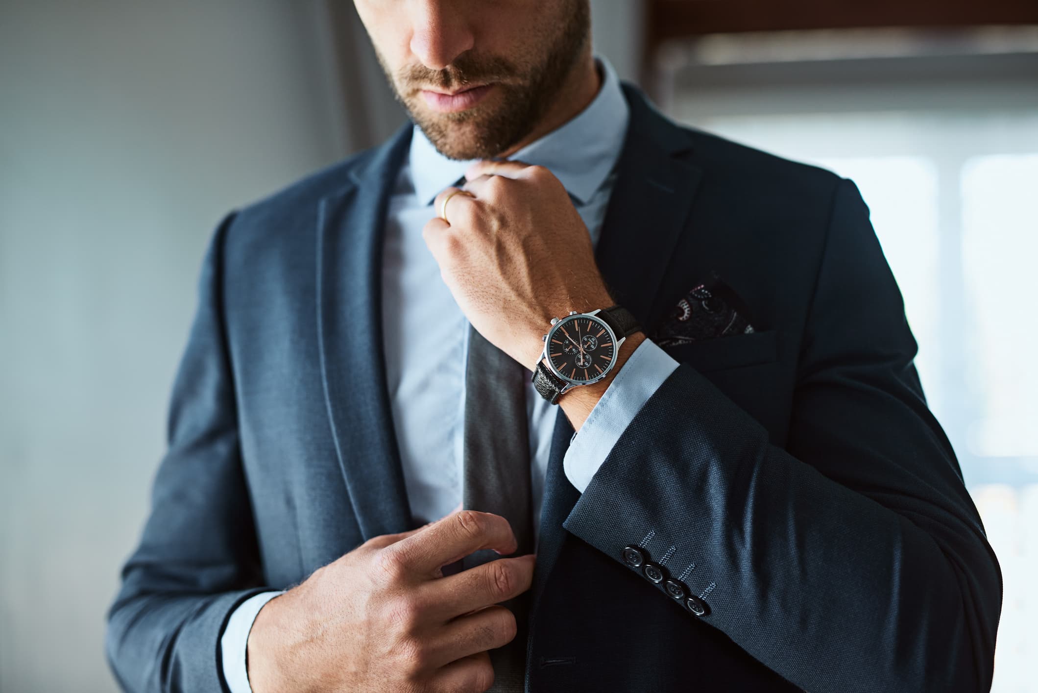 Jak nosić eleganckie zegarki?